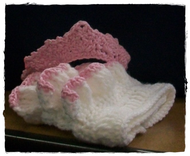 tiara and ruffled diaper cover
